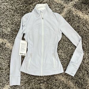 Lululemon Define Jacket *Nulu Women’s size 2 - Light gray / Blue / Ice